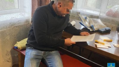 Мешканець Жовківщини переправляв чоловіків за кордон