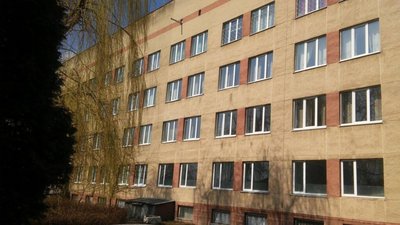 У Рудківській лікарні пацієнтам не вистачає постілі та посуду