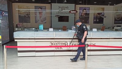 У МВС розповіли подробиці псевдозамінування торгового центру у Львові