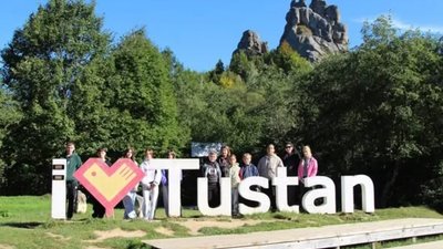 На Львівщину приїхали діти захисників із Одещини