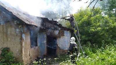 На Золочівщині згорів житловий будинок