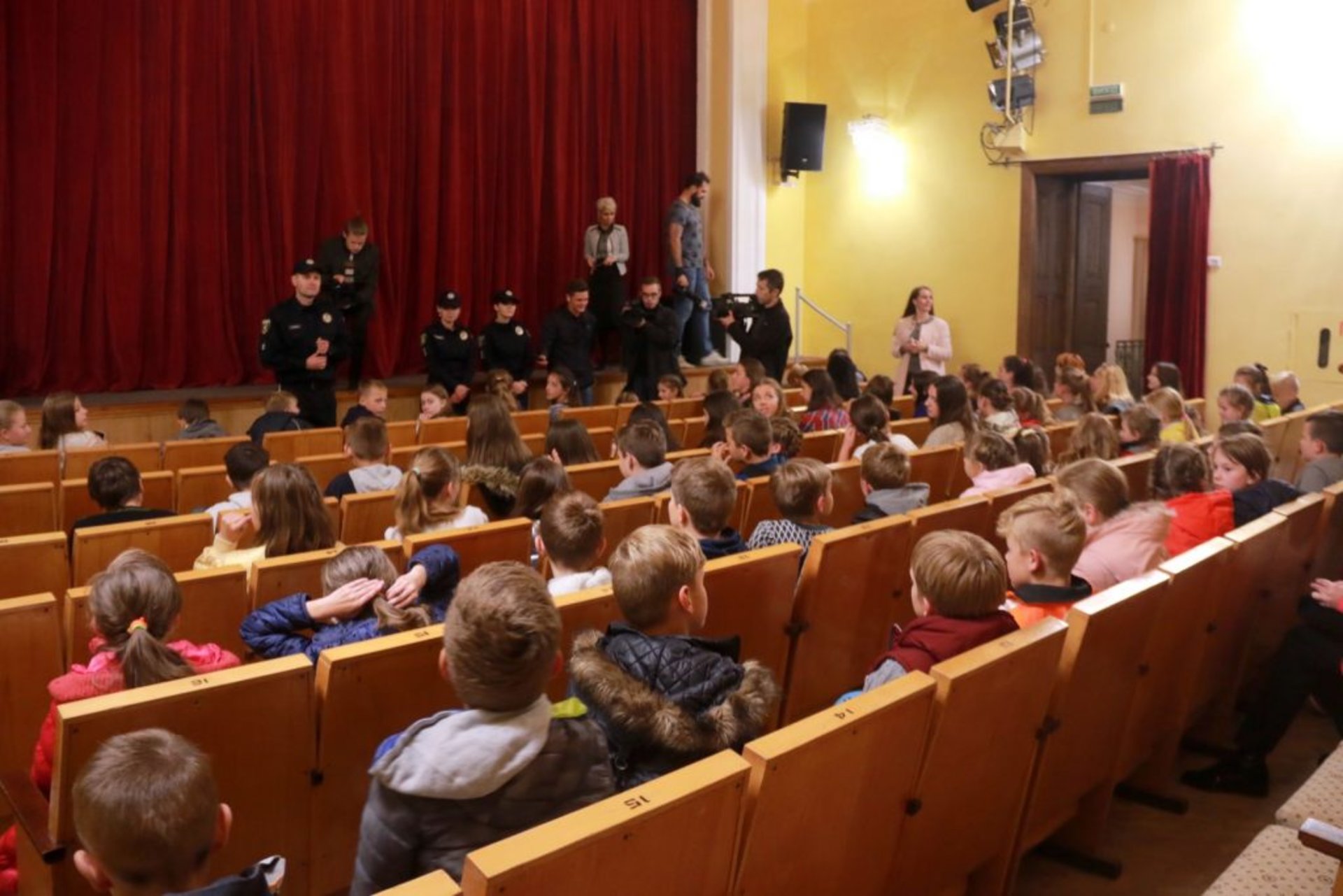 Навчання-тренінг щодо безпеки та дотримання правил дорожнього руху у межах інформаційної кампанії «Безпечні дороги»