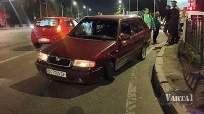 У Львові п’яний водій спричинив ДТП та влаштував сутичку з поліцейськими (ФОТО/ВІДЕО)