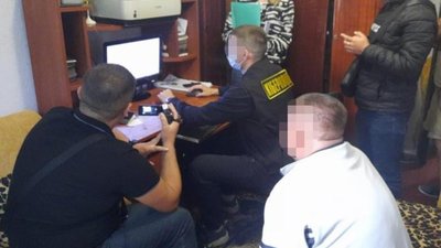 На Львівщині викрили зловмисника, причетного до зберігання дитячої порнографії (ФОТО)