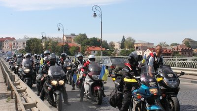 На Львівщині пройде мотопробіг вшанування пам'яті загиблих у війнах, який стартував у Польщі