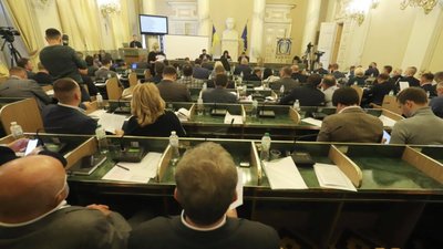 Депутати Львівської обласної ради дали 617 тис. грн на порятунок Вікторії Полюги