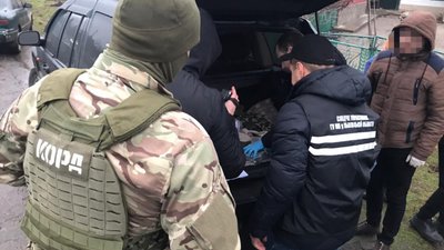 Спецпідрозділ КОРД затримав постачальників наркотиків на Львівщину (ФОТО)