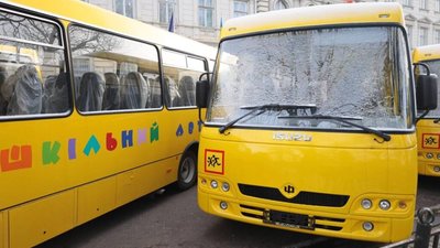 Громади Львівщини отримали ще 10 автобусів «Школярик»