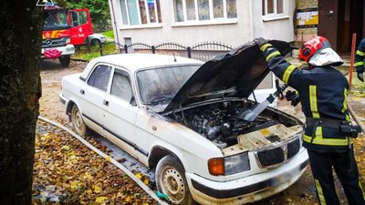 У Львові горів автомобіль