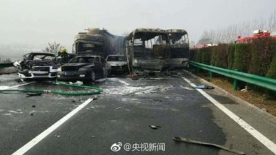 30 понівечених авто, 18 загиблих: смертельна ДТП у Китаї