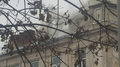 У Львові горить хірургічний корпус обласної лікарні (ВІДЕО)