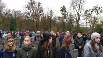 У Львові до 99-ої річниці Листопадового чину пройшлися пішою ходою
