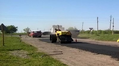На Львівщині тривають роботи з експлуатаційного утримання автомобільних доріг