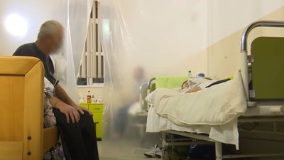 60 медиків Львівської обласної клінічної лікарні об’єдналися в команду для порятунку хворих на COVID-19 (ВІДЕО)