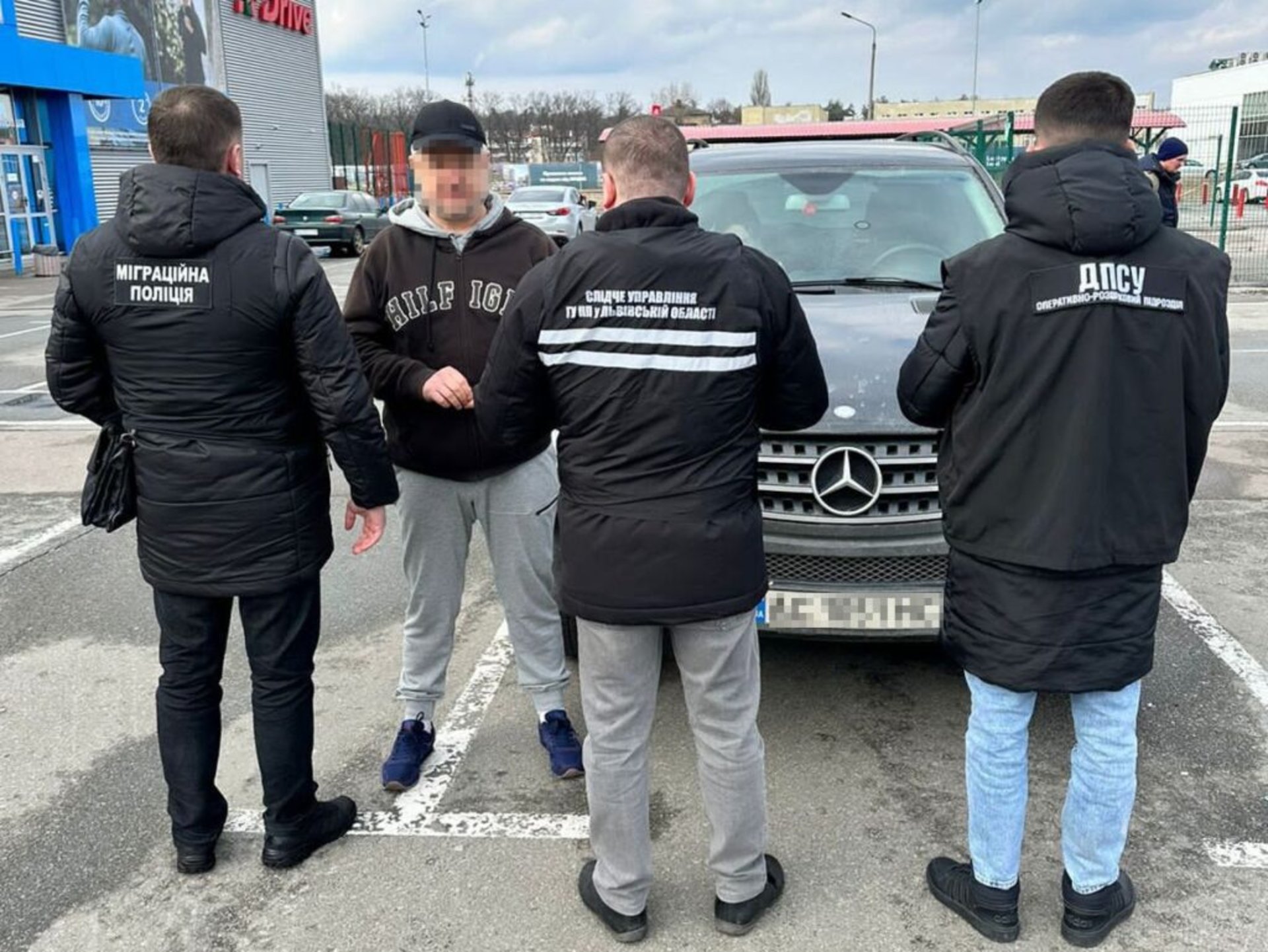 На Львівщині перевізники організували трансфер для військовозобов’язаних