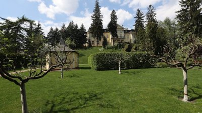 У Львові у Митрополичих Садах відкриють літній театр