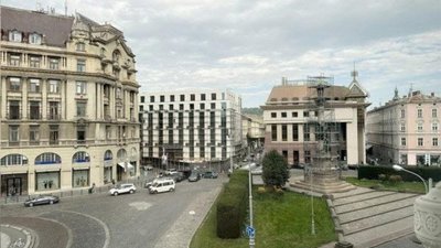 У Львові триває скандал через підземний паркінг у центрі міста