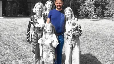У Львові прощаються із родиною Базилевичів, яких вбили росіяни під час обстрілу