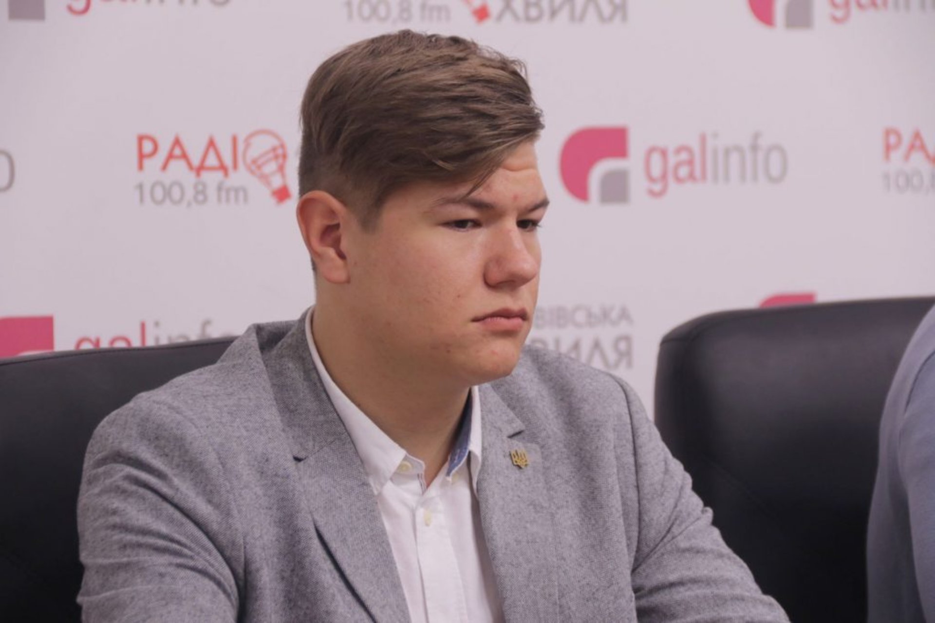 Молодіжні громадські організації закликали підтримати Порошенка на виборах Президента. Фото Назарій ЮСЬКІВ, 4studio