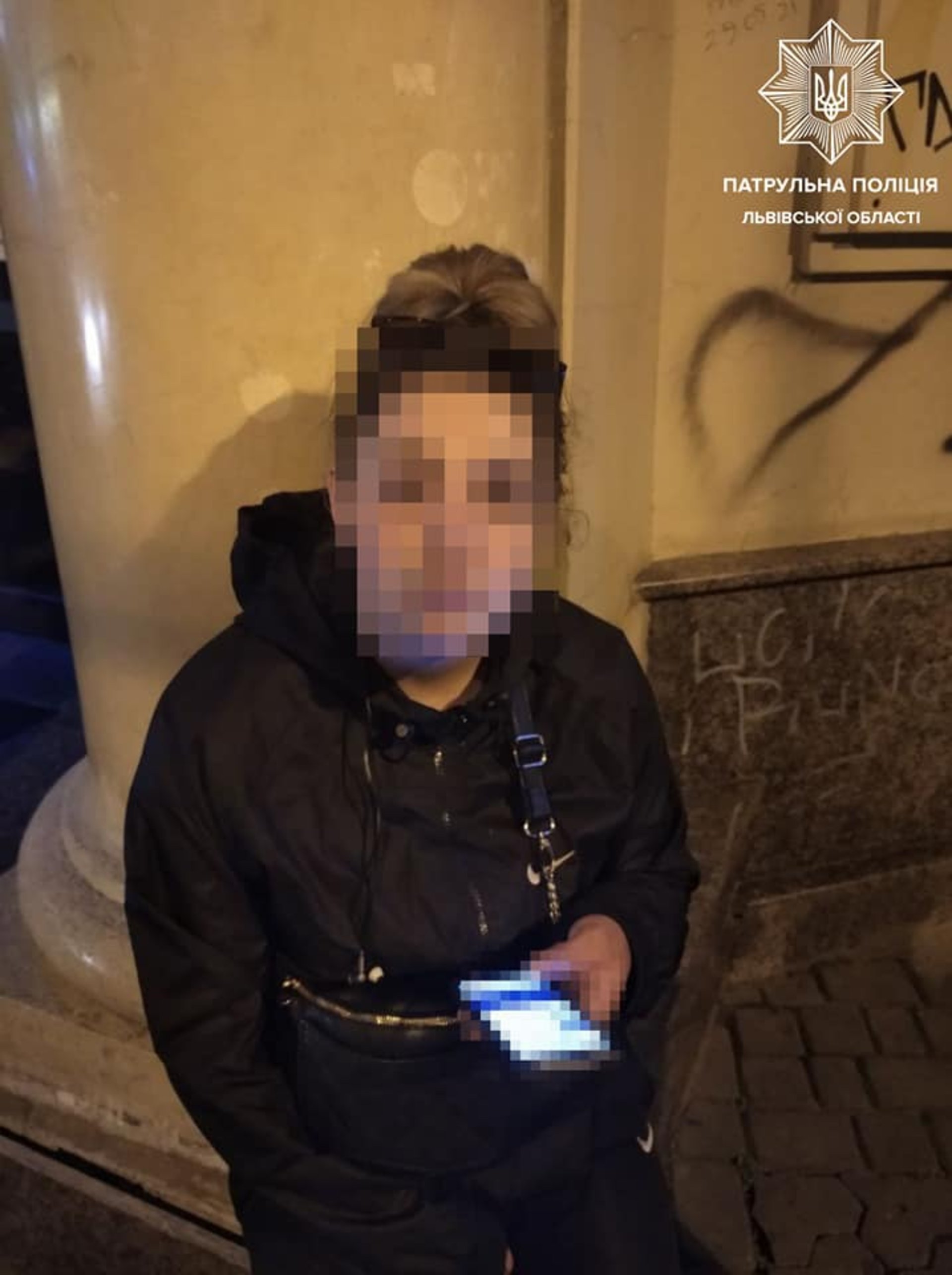 У Львові затримали викрадачів телефона