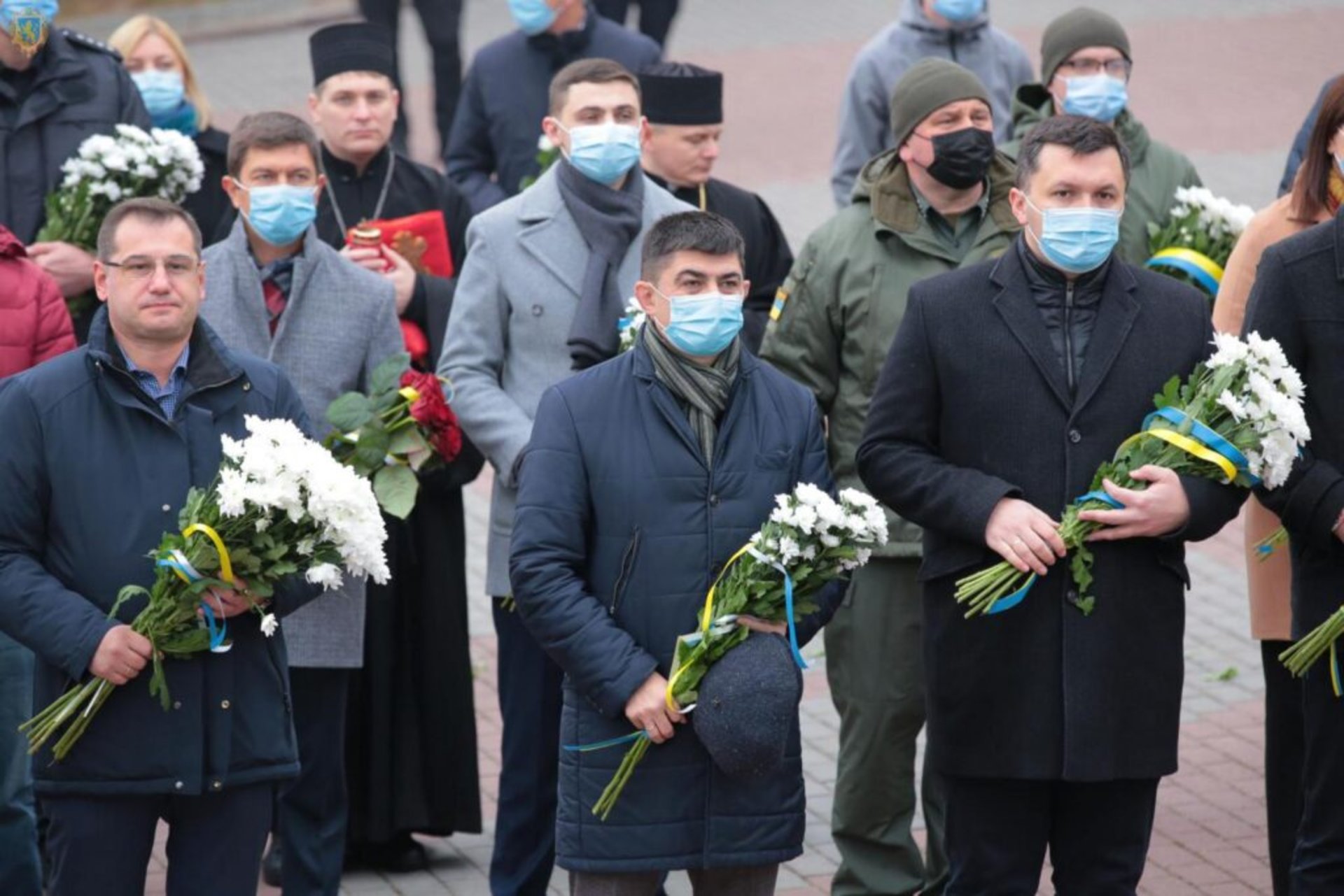 У День Гідності та Свободи у Львові вшанували пам'ять патріотів