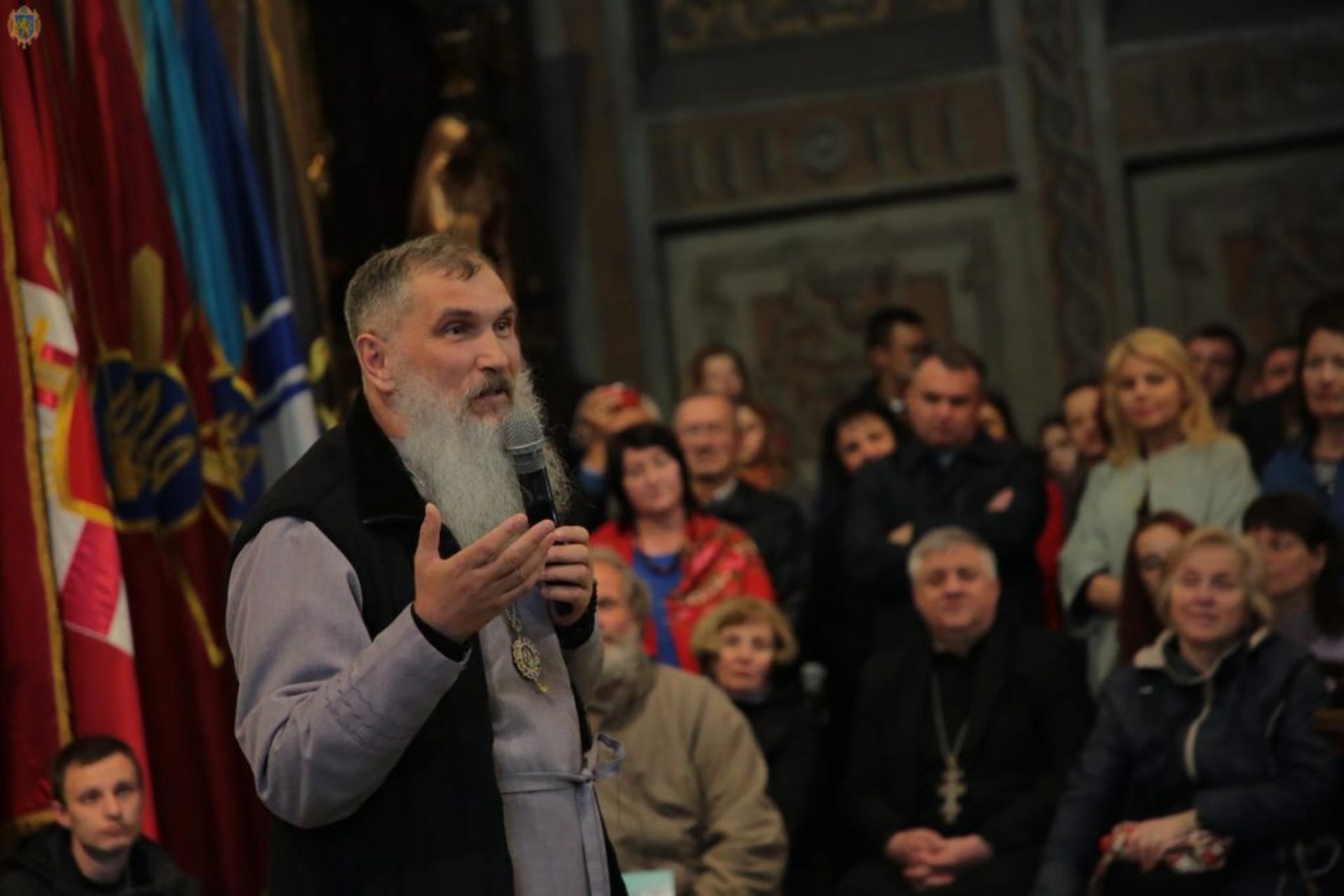 «Таїнство зустрічі» - на Львівщині презентували нову книгу владики Венедикта