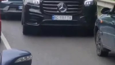 Біля Львова через ремонти Садового заблокували рух швидкої (ВІДЕО)