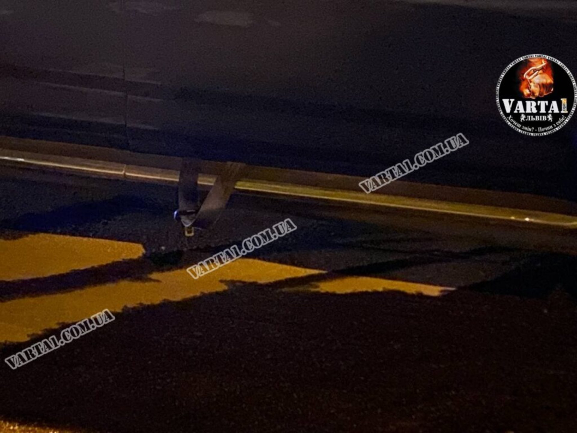 У Львові на вулиці Пулюя сталась потрійна ДТП