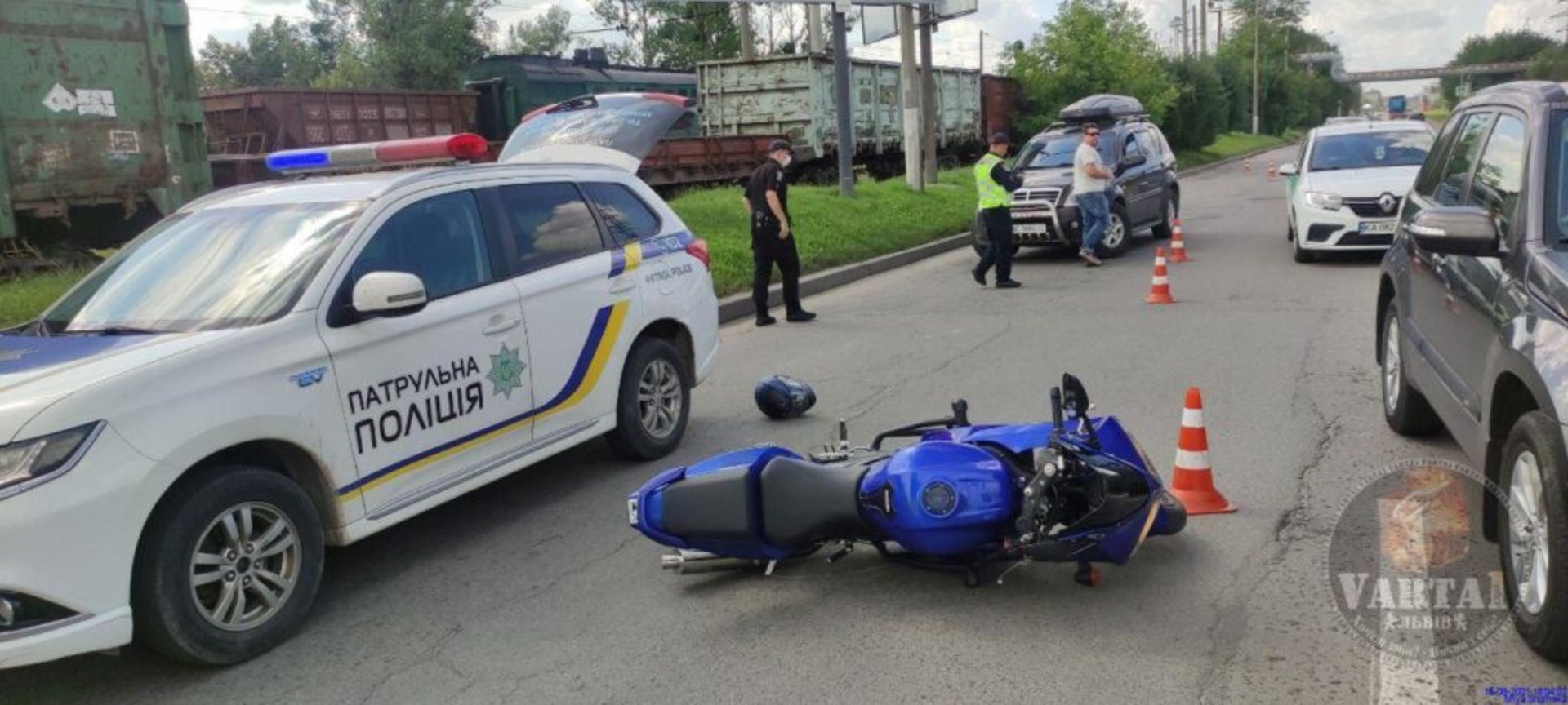 У Львові у ДТП потрапив мотоцикліст