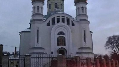 В єпархії на Львівщині знайдено фото прихованих російських документів (ФОТО)