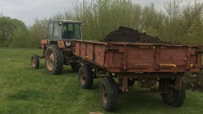 Із русла річки Стрий і далі крадуть гравій (ФОТО)