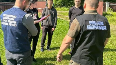 На Львівщині директор лісництва організував незаконну вирубку лісу (ФОТО)