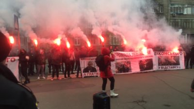 Депутати Львівської обласної ради поїхали у Київ вимагати відставки Віконського
