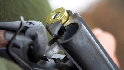 На Львівщині під час полювання мисливець підстрелив єгеря