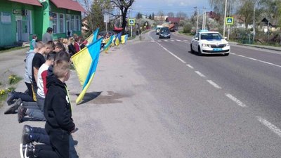 Мостиська громада зустріла своїх Героїв