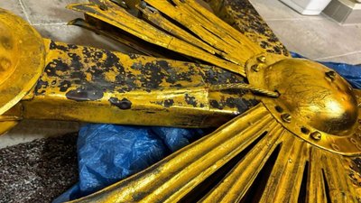 У Львові оглянули хрест із церкви Юра