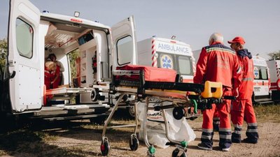 Львівщина отримала три автомобілі екстреної медичної допомоги класу «С»
