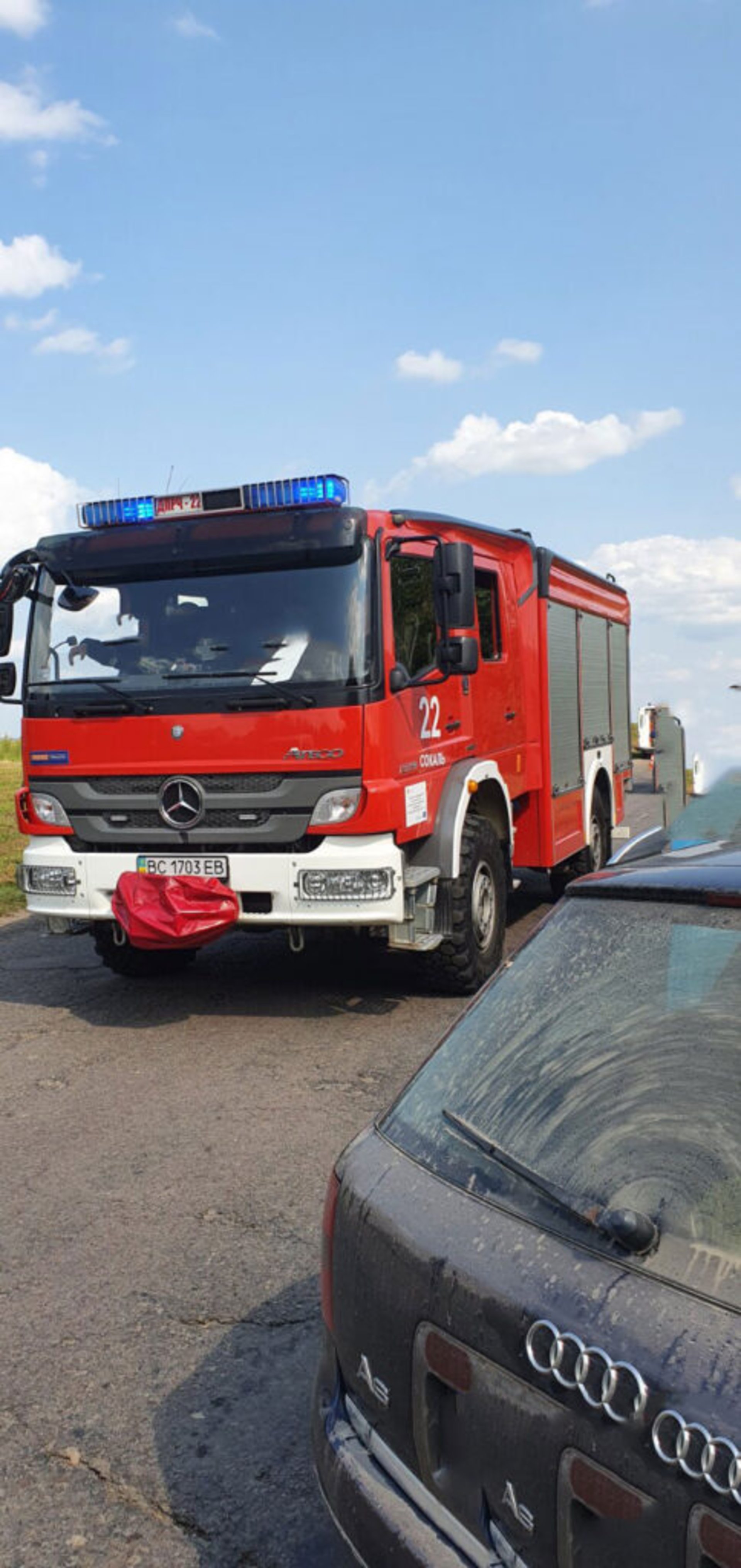 На Львівщині через ДТП заблоковано проїзд дорогою, фото Голос Сокальщини
