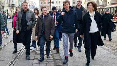 Представники ЮНЕСКО приїхали подивитись, як Садовий знищує Львів