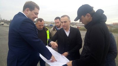 На Львівщині профільний міністр особисто проінспектував ремонт доріг (ФОТО)