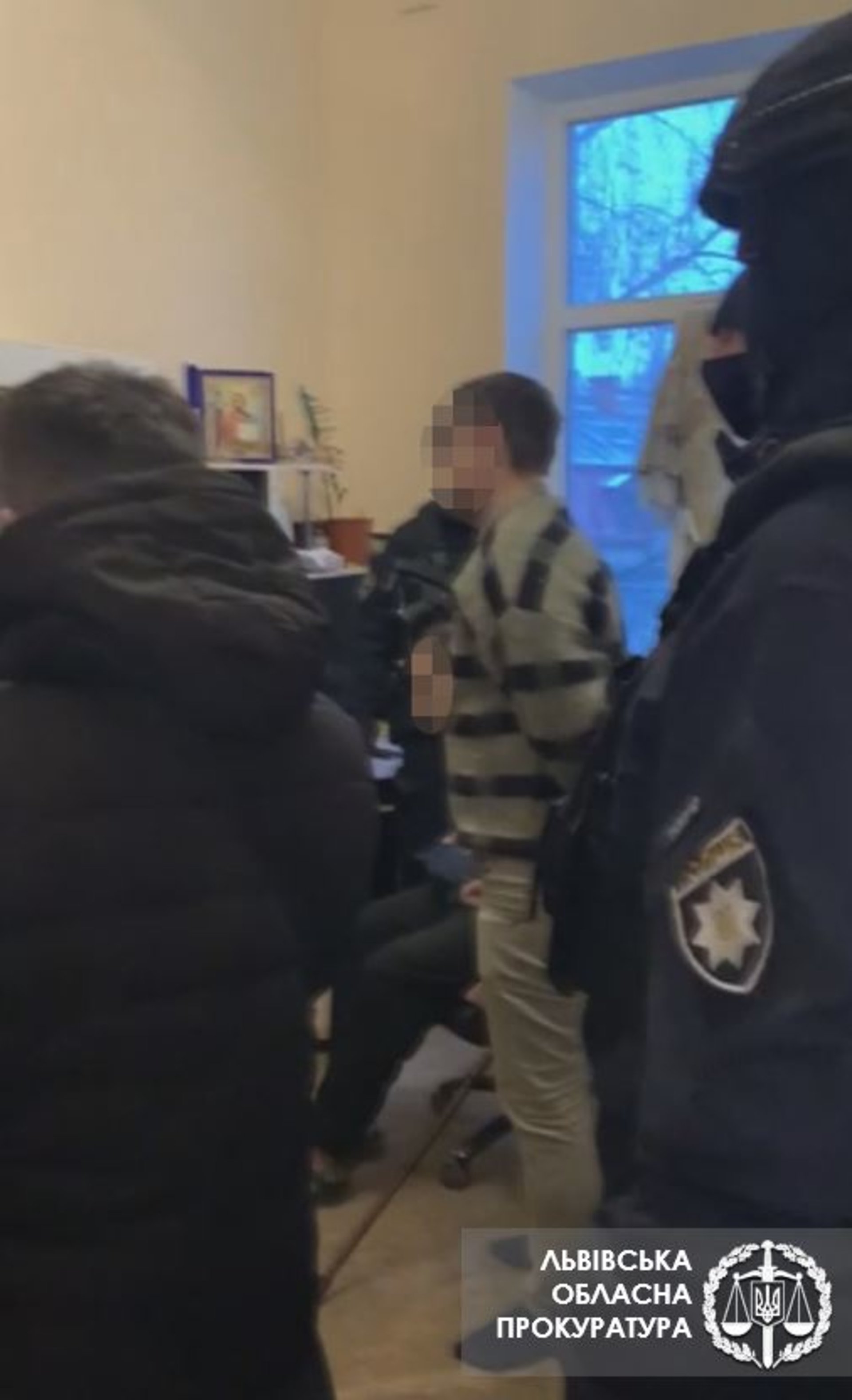 Продавав метадон у дворі свого будинку: судитимуть дрогобичанина
