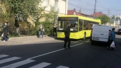 У Львові автобуси на маршруті №40 змінили схему руху