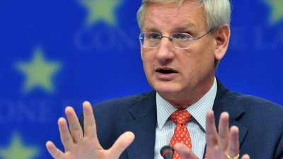 Карл Більдт застеріг Зеленського від політичного переслідування Порошенка