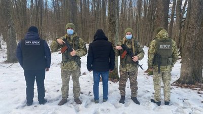 На Львівщині 29-річний індус хотів потрапити до Польщі