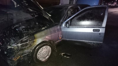 У Львові двічі горіли автівки