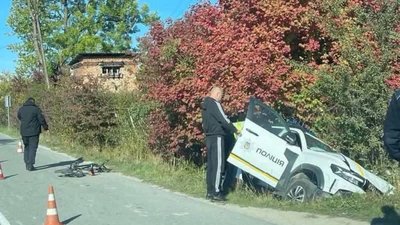 На Львівщині автомобіль поліції збив дитину