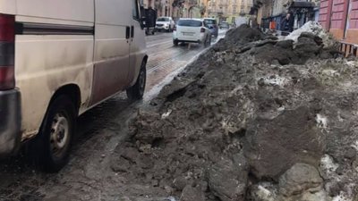 У Львові не прибирають сніг (ФОТО)