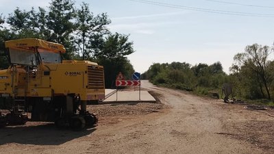 На Львівщині триває ремонт моста