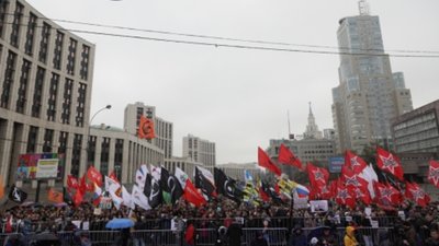 Підприємці пікетують з'їзд "Слуги народу" з вимогою скасувати електронні чеки