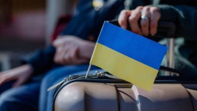 Уряд дозволив перетинати кордон студентам-чоловікам денної форми навчання